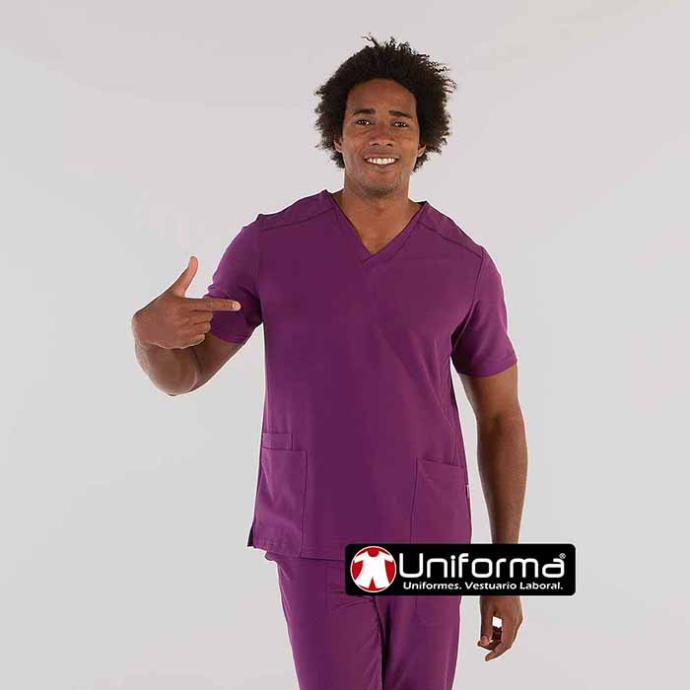 Casaca Silvadur cómoda, elástica, sin plancha. Casaca de trabajo cuello pico con tratamiento anti bacterias Silvadur, contra los malos olores, en tejido super elástico lo que la hace muy cómoda, para largos usos, de fácil mantenimiento y sin necesidad de plancha, personalizable con logo de empresa en Uniforma