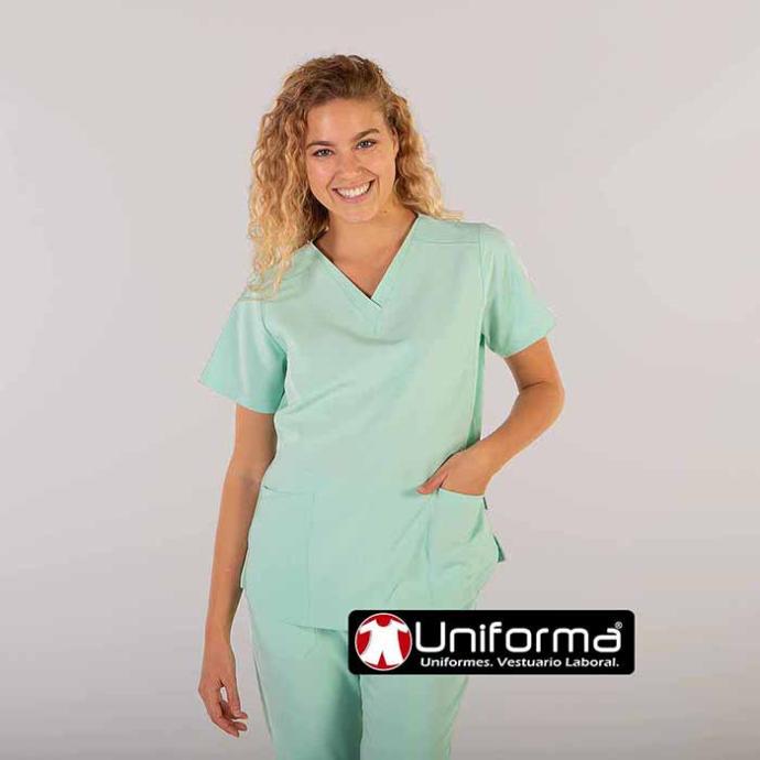 Casaca de cuello pico de mujer super cómoda elástica 360º para uso diario e intensivo de lavado fácil y sin plancha, personalizable con logo de empresa en Uniforma