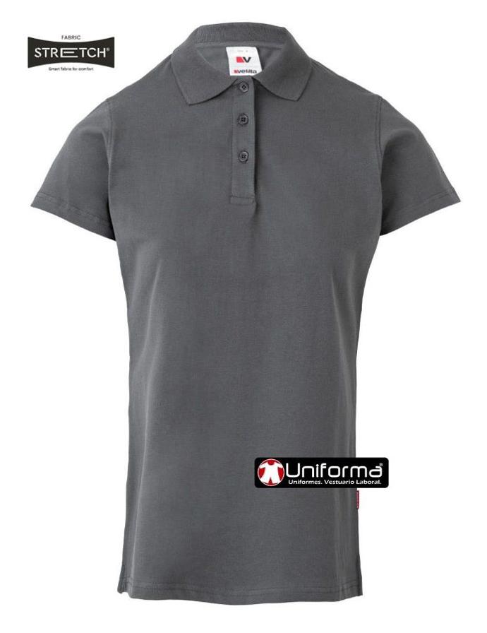 Polo de trabajo de mujer entallado en tejido elástico con elastano super cómodos y de ajuste perfecto, con aberturas laterales para un ajuste óptimo, de manga corta, y personalizables con logo de empresa en uniforma
