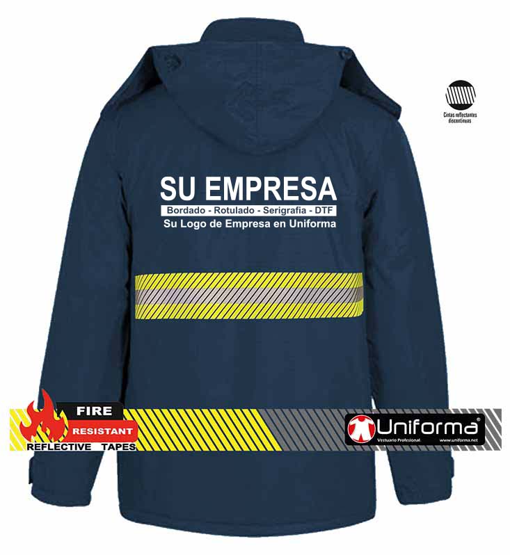 Parka de trabajo de color azul Marino en tejido Rip-Stop, acochada, con recubrimiento de pvc que la hace impermeable, acolchada contra el frío, con banda reflectante bicolor del tipo segmentada, personalizable con logo de empresa en Uniforma  - UN1740