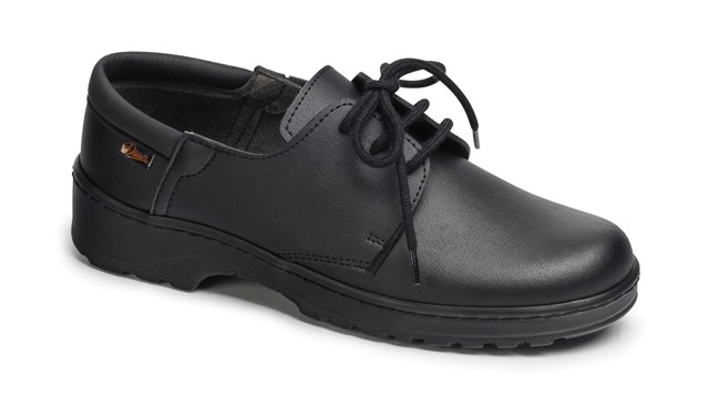 Zapato Antideslizante de color negro con cierre de  Cordones para trabajos de hostelería restauración camareros y oficinas de la marca Dian Niza - DN1420